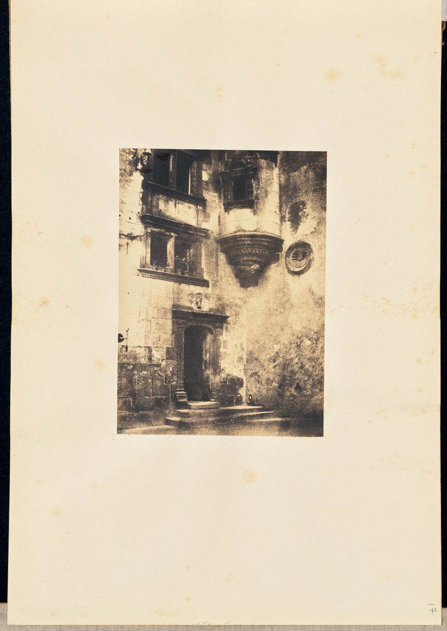 [Escaliers et entrée d