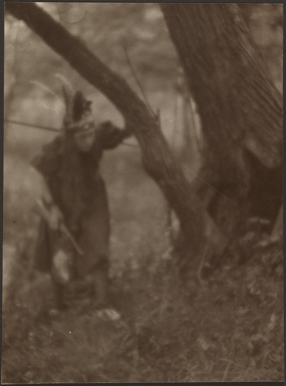 [Femme coiffée d
