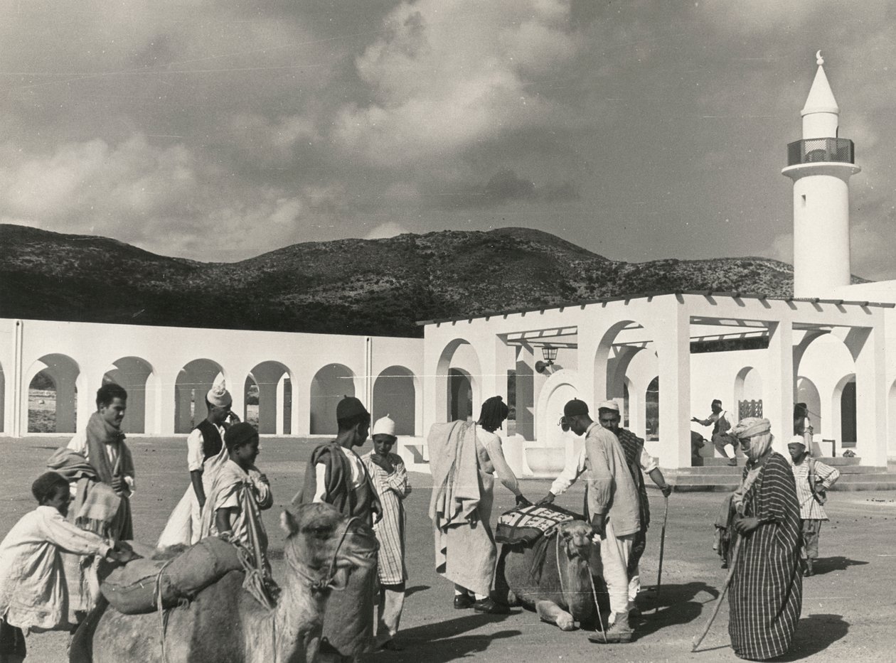 Scènes de la vie urbaine dans le village agricole Muslim El Fager Al Fajr ou Dawn, Benghazi, Cyrénaïque - Luigi Leoni