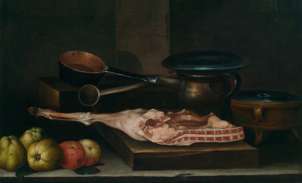 Nature morte de cuisine avec des casseroles, des poêles, des pommes et un gigot de porc - Martin Dichtl