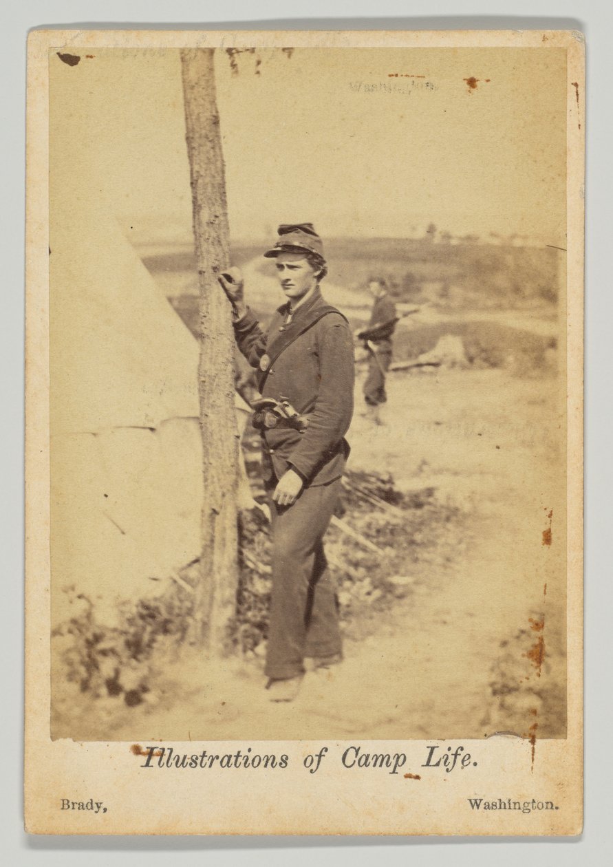 Soldat debout avec un pistolet à la ceinture - Mathew B. Brady