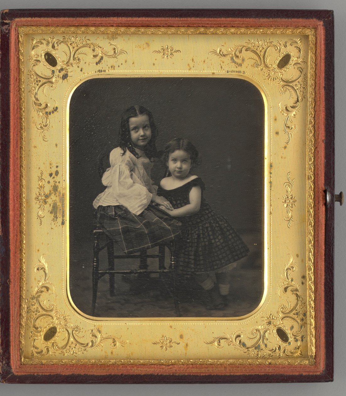 Sans titre (Portrait de deux jeunes filles) - Mathew B. Brady