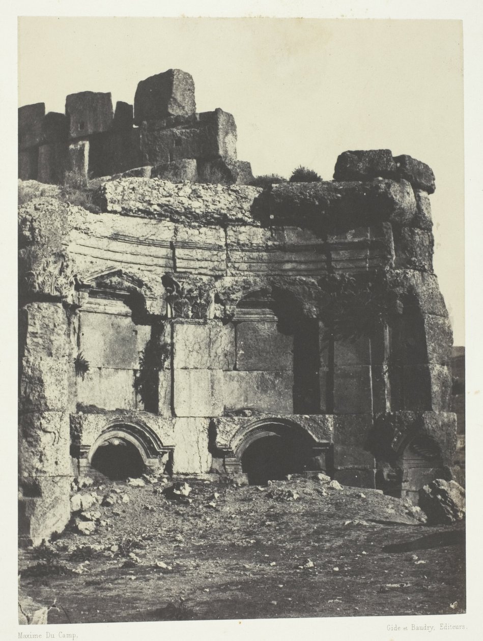 Baalbeck (Héliopolis), Hémicycle De L