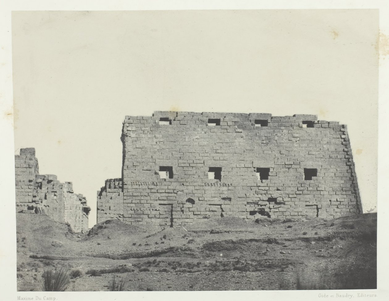 Palais de Karnak, Grands pylônes du sud-ouest, Thèbes, 184951, imprimé en 1852 - Maxime Du Camp
