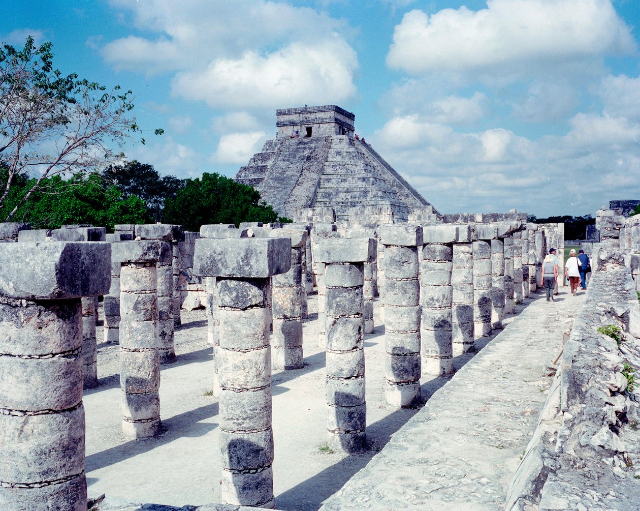Civilisation précolombienne : vue du site de Chichen Itza dans la région du Yucatan. Civilisation maya, période classique et renaissance maya, 750-1200 après J.-C. Mexique - Mayan Mayan