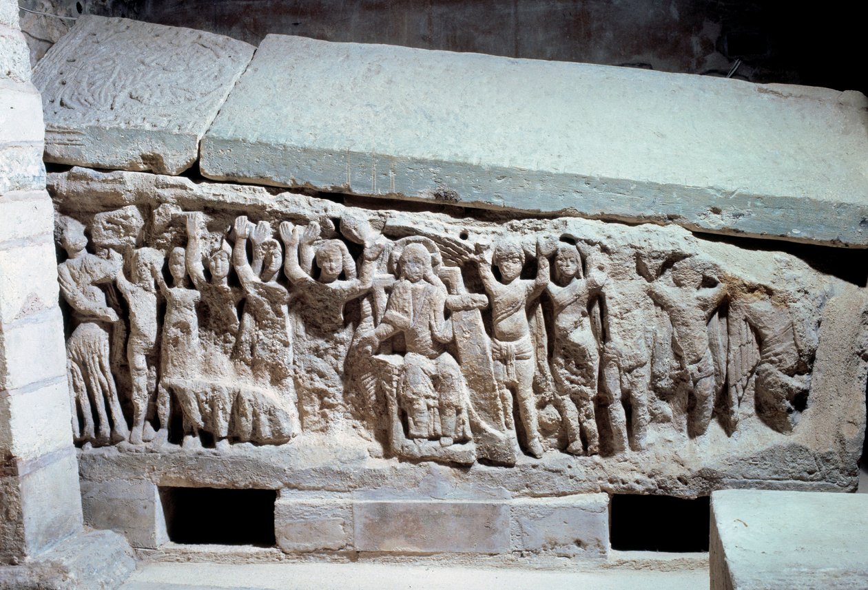 Art mérovingien : bas-reliefs de la tombe d
