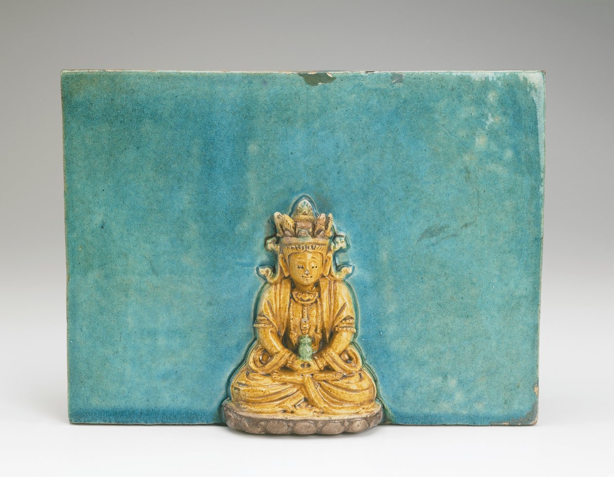 Carreau avec figure du Bouddha Amitabha - Ming Dynasty Chinese School