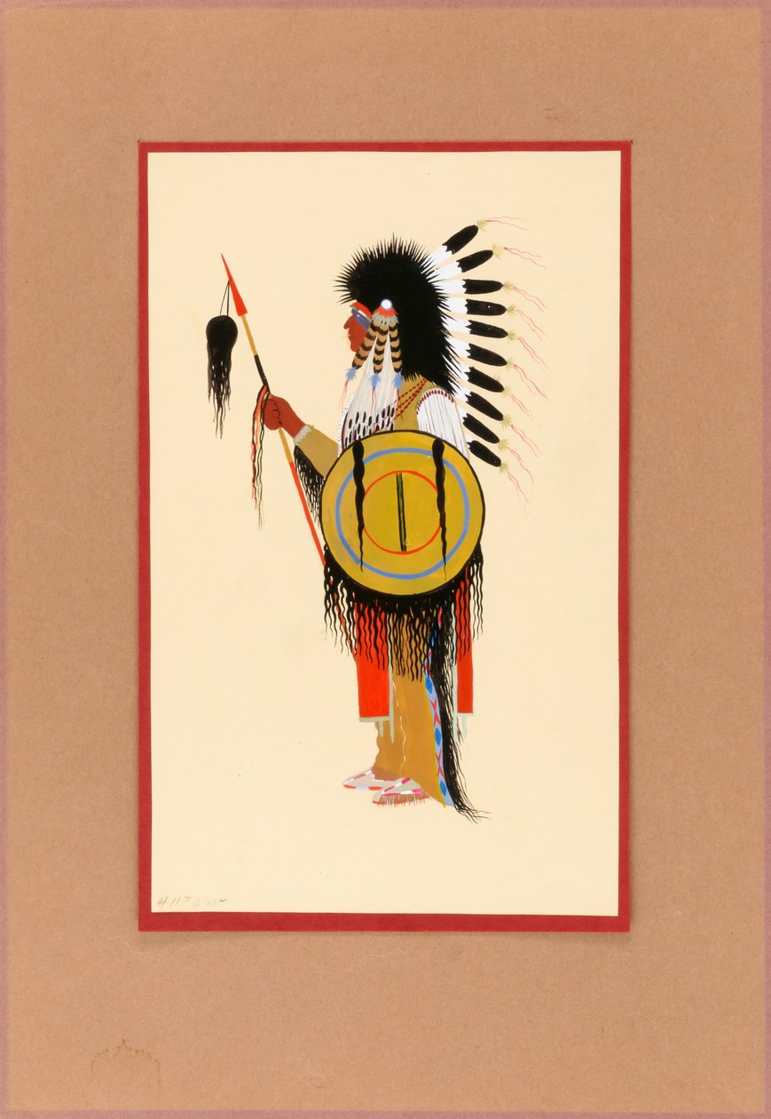 Guerrier Cheyenne en coiffe de plumes avec bouclier, vers 1915-1937 - Monroe Tsatoke