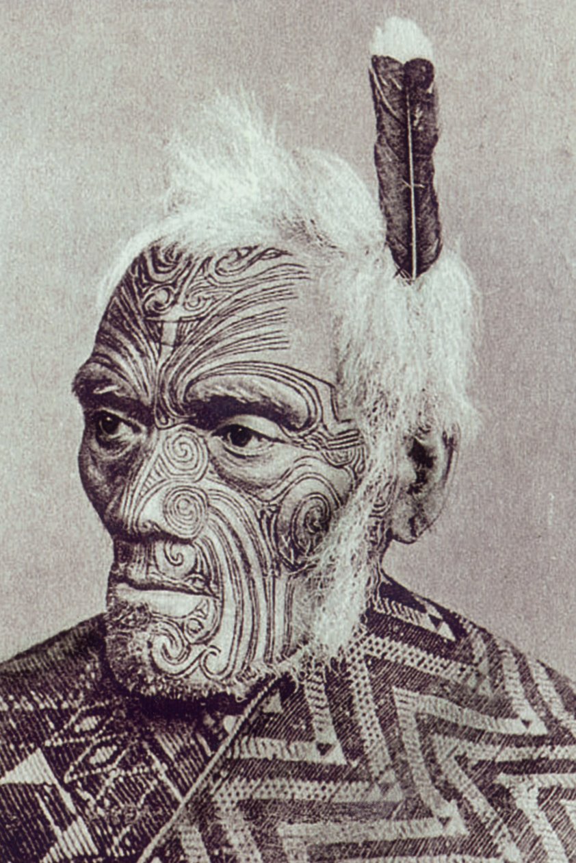 Guerrier maori avec moko sur le visage - New Zealander Photographer