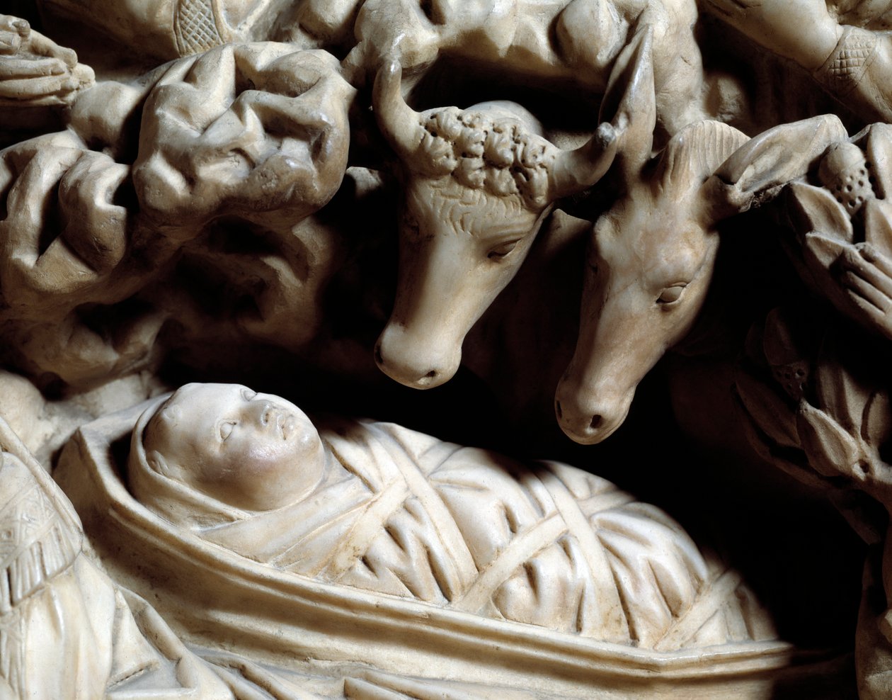 Art et architecture gothique : la nativité - Détail des bas-reliefs du pupitre en marbre réalisé par Nicola Pisano entre 1266 et 1268 - Nicola Pisano
