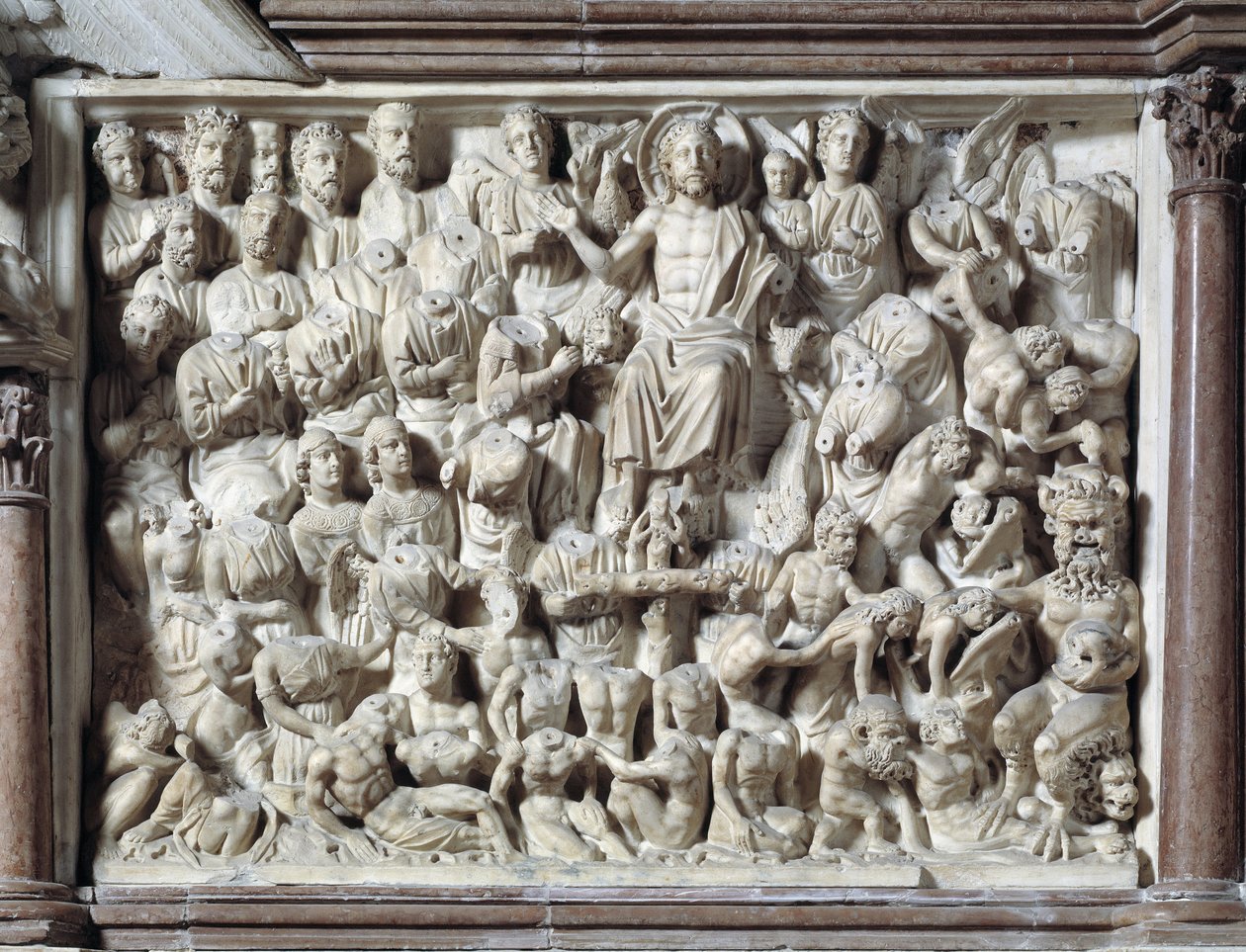 Le Jugement dernier (Jugement dernier) Chaire réalisée par Nicola Pisano (1215/20-1278/84) (Chaire en marbre) 1260 Baptistère Saint-Jean de Pise (Battistero san Giovanni di Pisa), Italie - Nicola Pisano