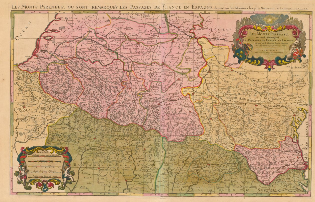 Montagnes des Pyrénées et frontière internationale entre la France et l