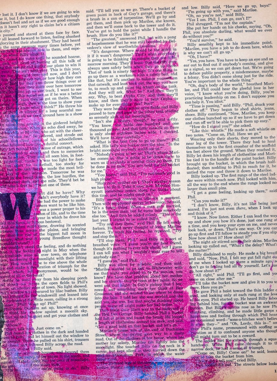 News, 2022 (technique mixte sur papier magazine) - Olivia Gozzano