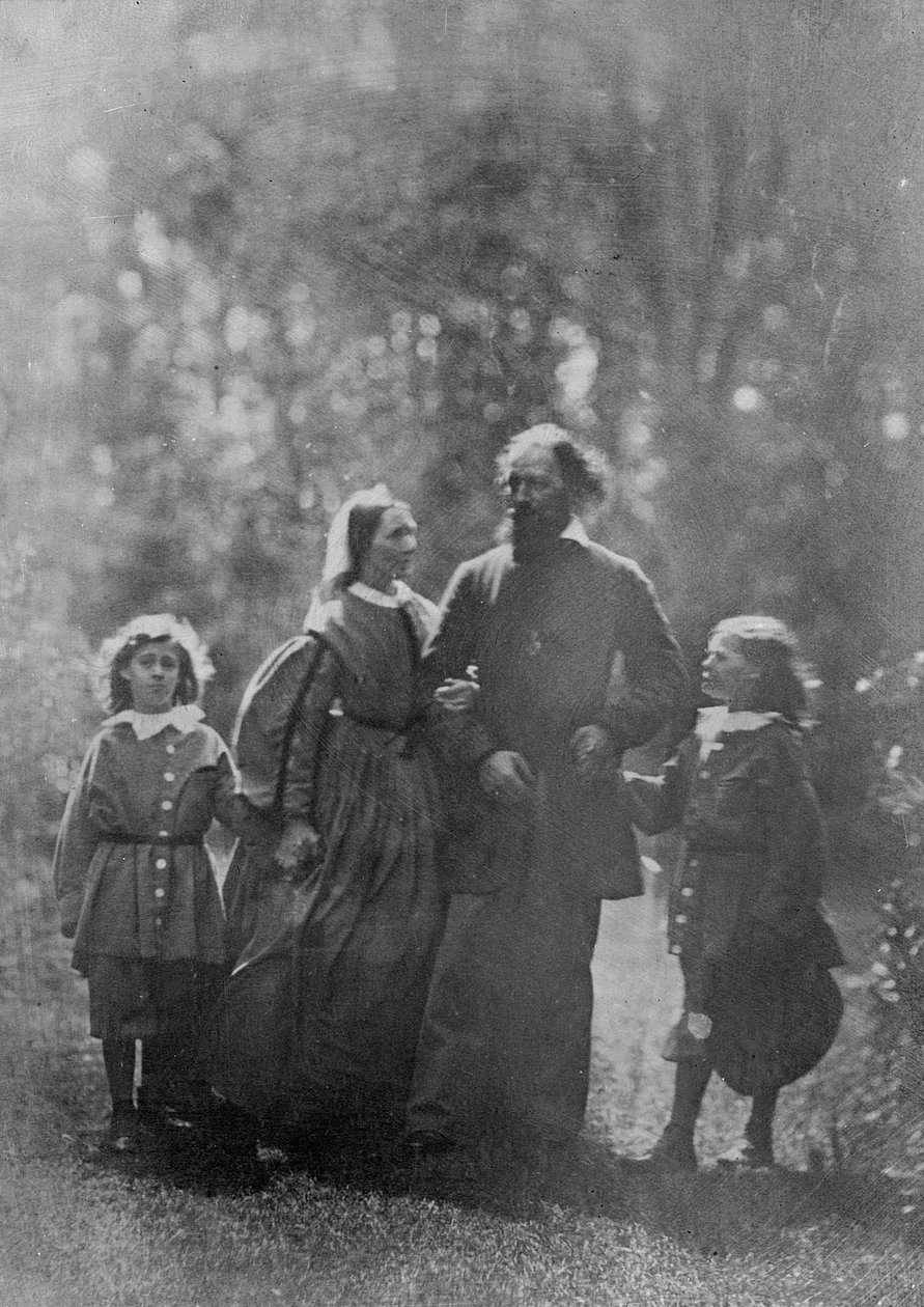 Alfred, Lord Tennyson avec sa femme Emily et ses deux fils, Hallam et Lionel, vers 1862 (impression albuminée) - Oscar Gustav Rejlander
