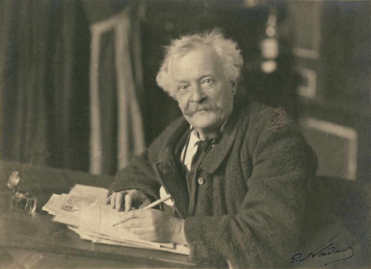 Félix Nadar assis à son bureau - Paul Nadar