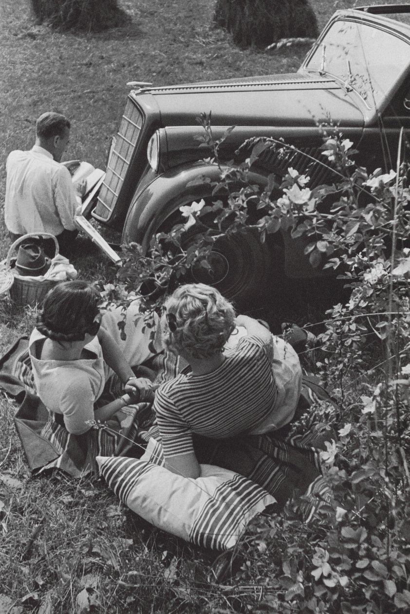 Une pause dans le voyage (photo n/b) - Paul Wolff
