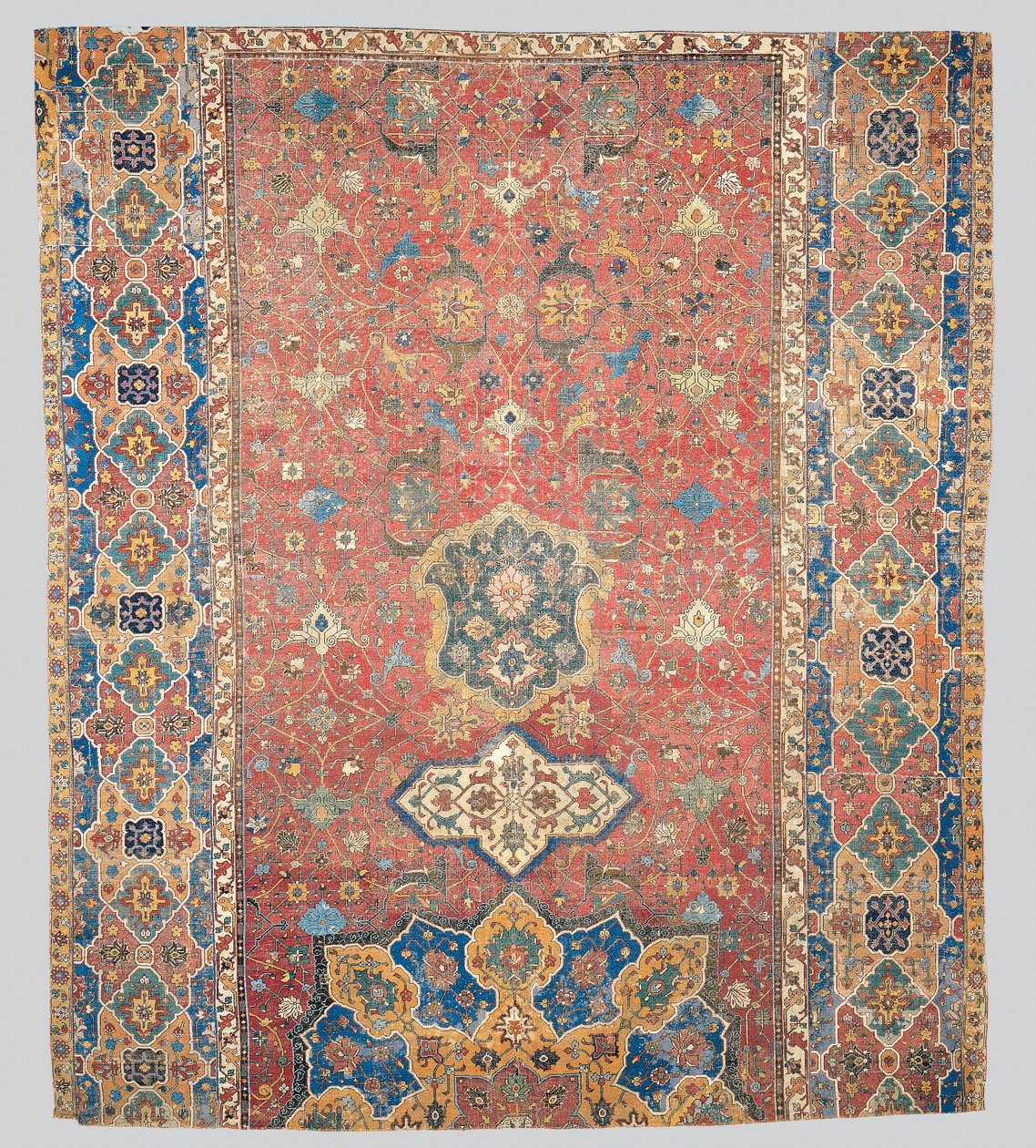Tapis médaillon partiel de Tabriz, nord-ouest de la Perse, début du XVIe siècle - Persian School
