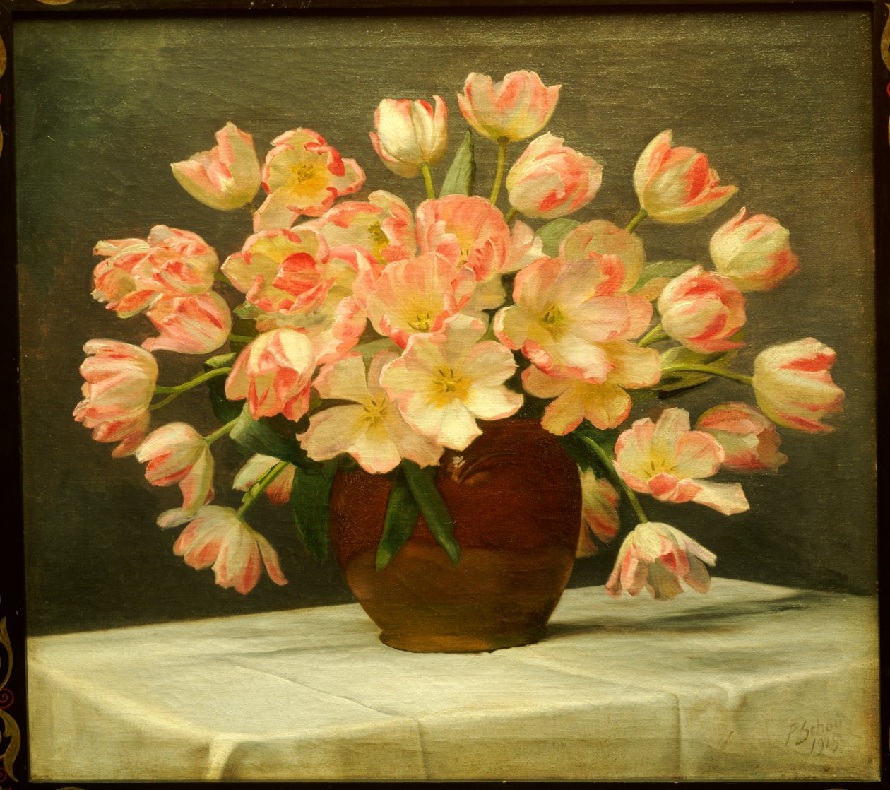 Tulipes dans un vase sur une table drapée - Peter Johan Schou