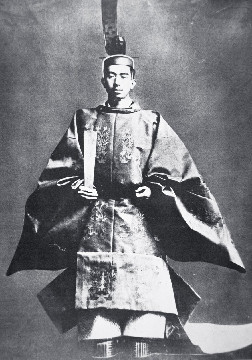 Hirohito, empereur du Japon lors de son intronisation - Photographer Japanese