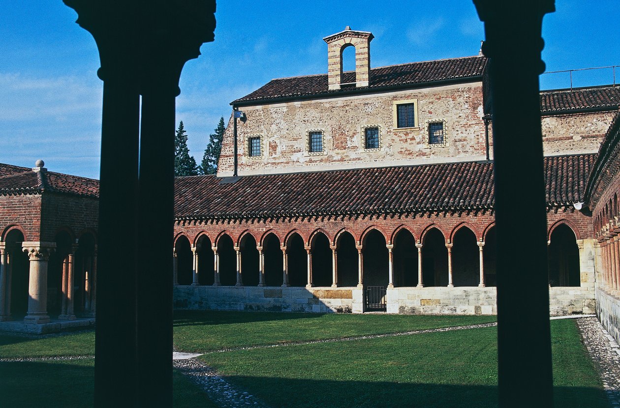 Cloître, Basilique de Saint Zénon (ou San Zeno Maggiore et San Zenone), Vérone (Liste du patrimoine mondial de l