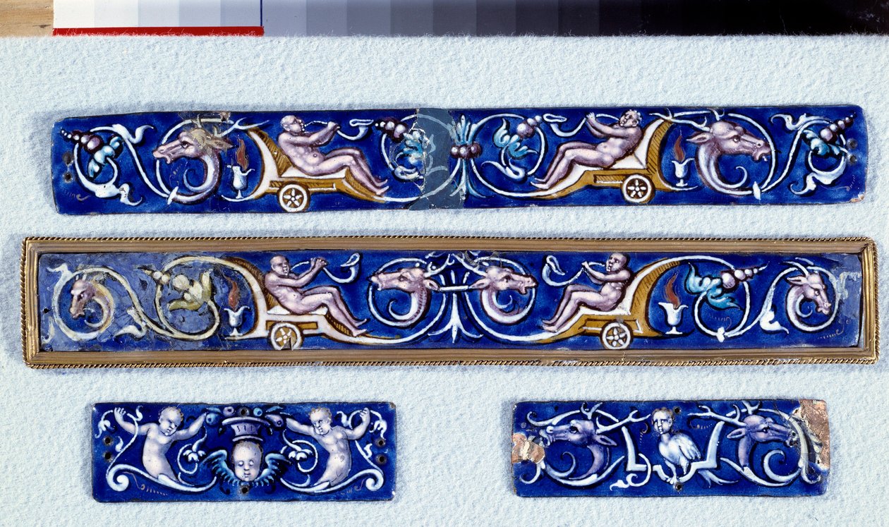 Assiettes grotesques de rinçage - Pierre Reymond