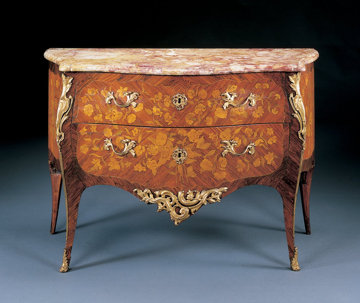 Commode Louis XV, milieu du 18ème siècle - Pierre Roussel