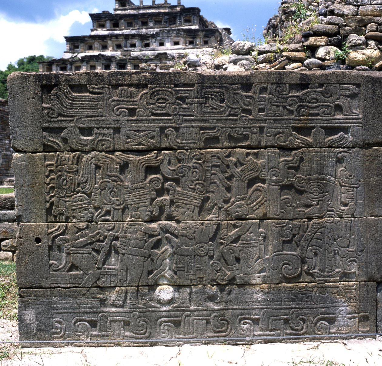 Relief Nord-Ouest, Totonac, mur nord, cour de balle sud, période classique tardive - Pre Columbian