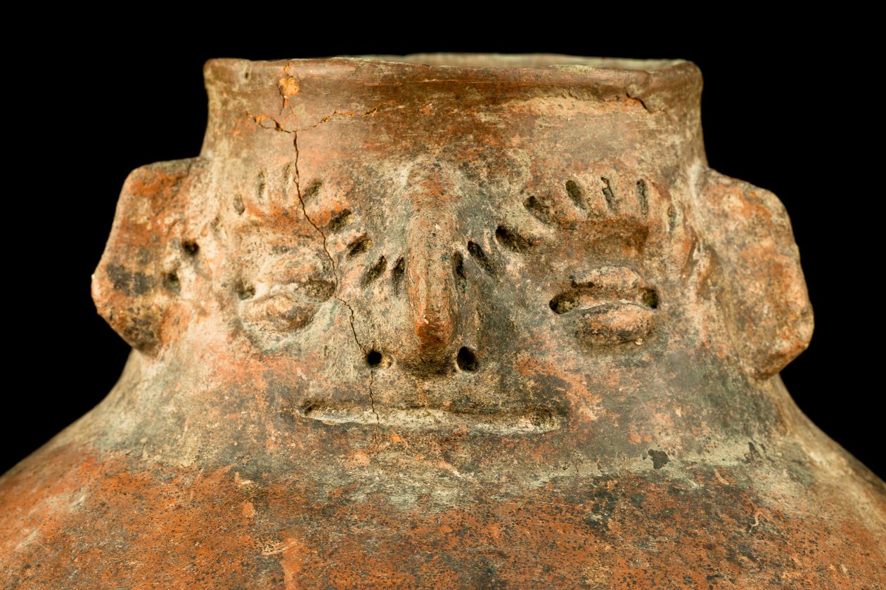 Céramique globulaire à col céphalomorphe / Art précolombien (terre cuite) - Precolombian Precolombian