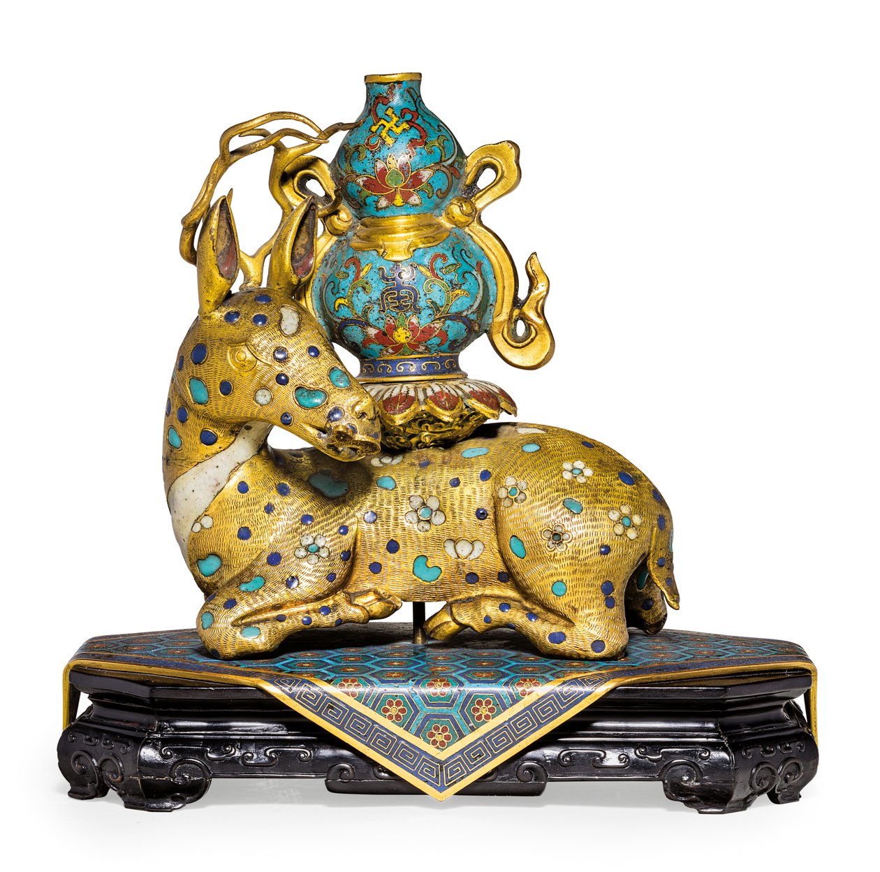 Une paire de cerfs couchés - Qing Dynasty - Qianlong Period Chinese School