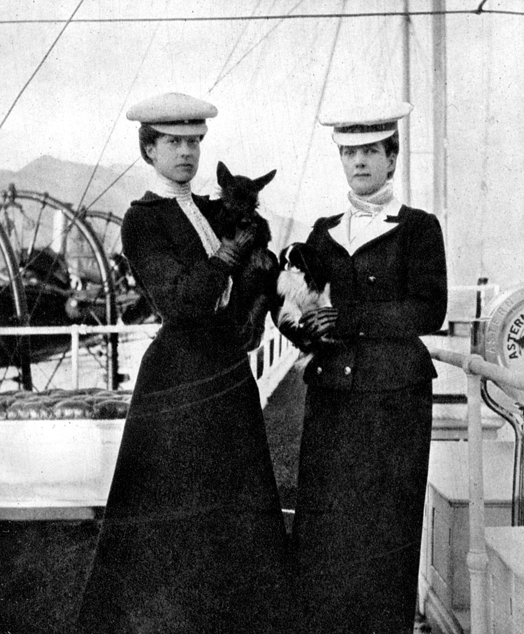 Reine Alexandra 1844-1925 avec sa fille la princesse Victoria 1868-1935, 1908 - Queen Alexandra