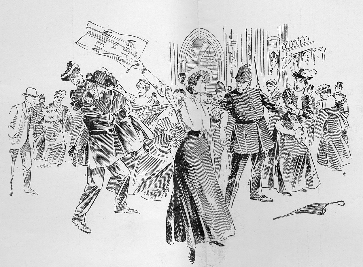 Les suffragettes irrépressibles créent une diversion dans le hall, d