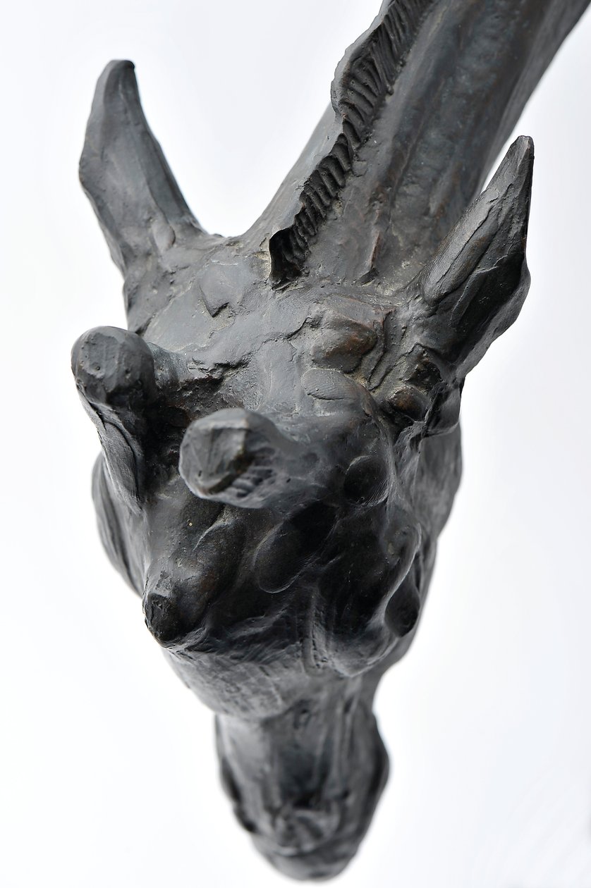 Grande girafe avec tête baissée, modelée 1909-10, coulée avant 1913 - Rembrandt Bugatti