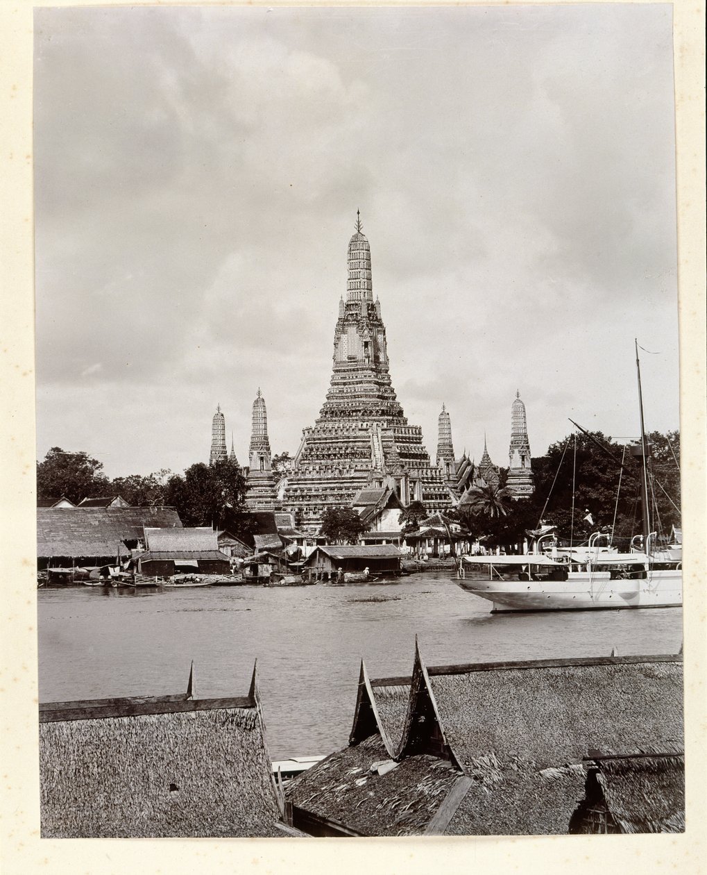 Wat Arun avec la rivière Chao Phraya, 1890 - Robert Lenz