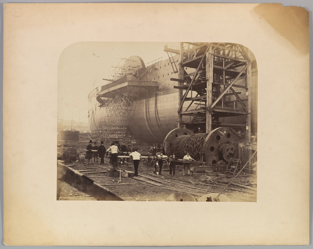 Hommes au travail à côté des chaînes de lancement du "Great Eastern" - Robert Howlett