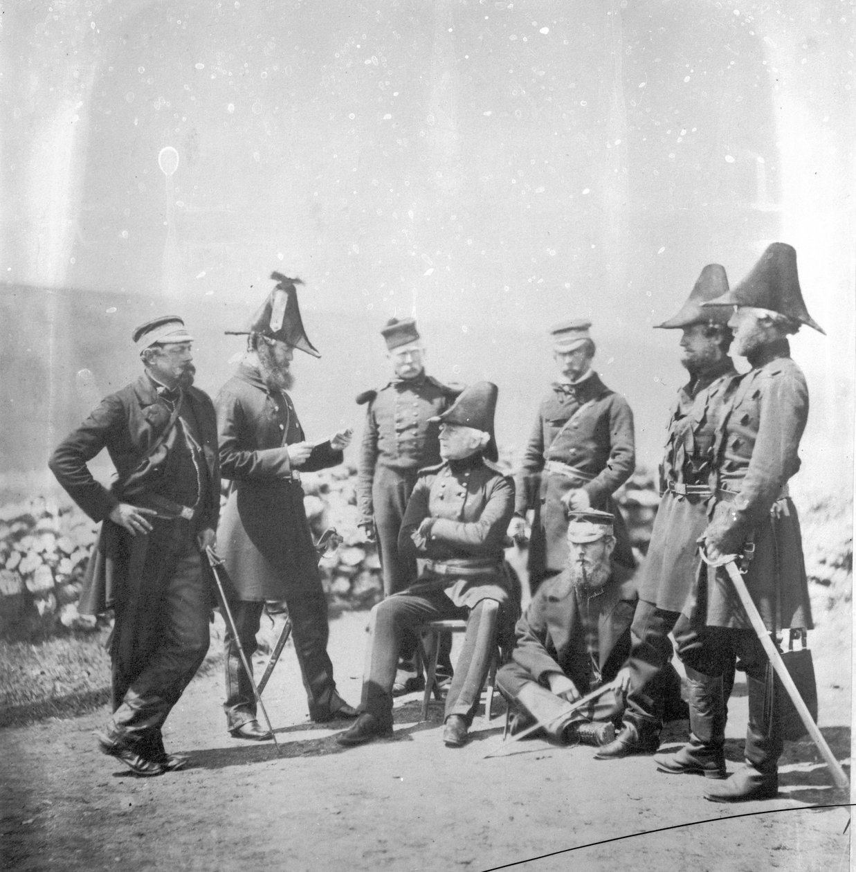 Lieutenant général Sir George Brown G.C.B et les officiers de son état-major, vers 1855 - Roger Fenton