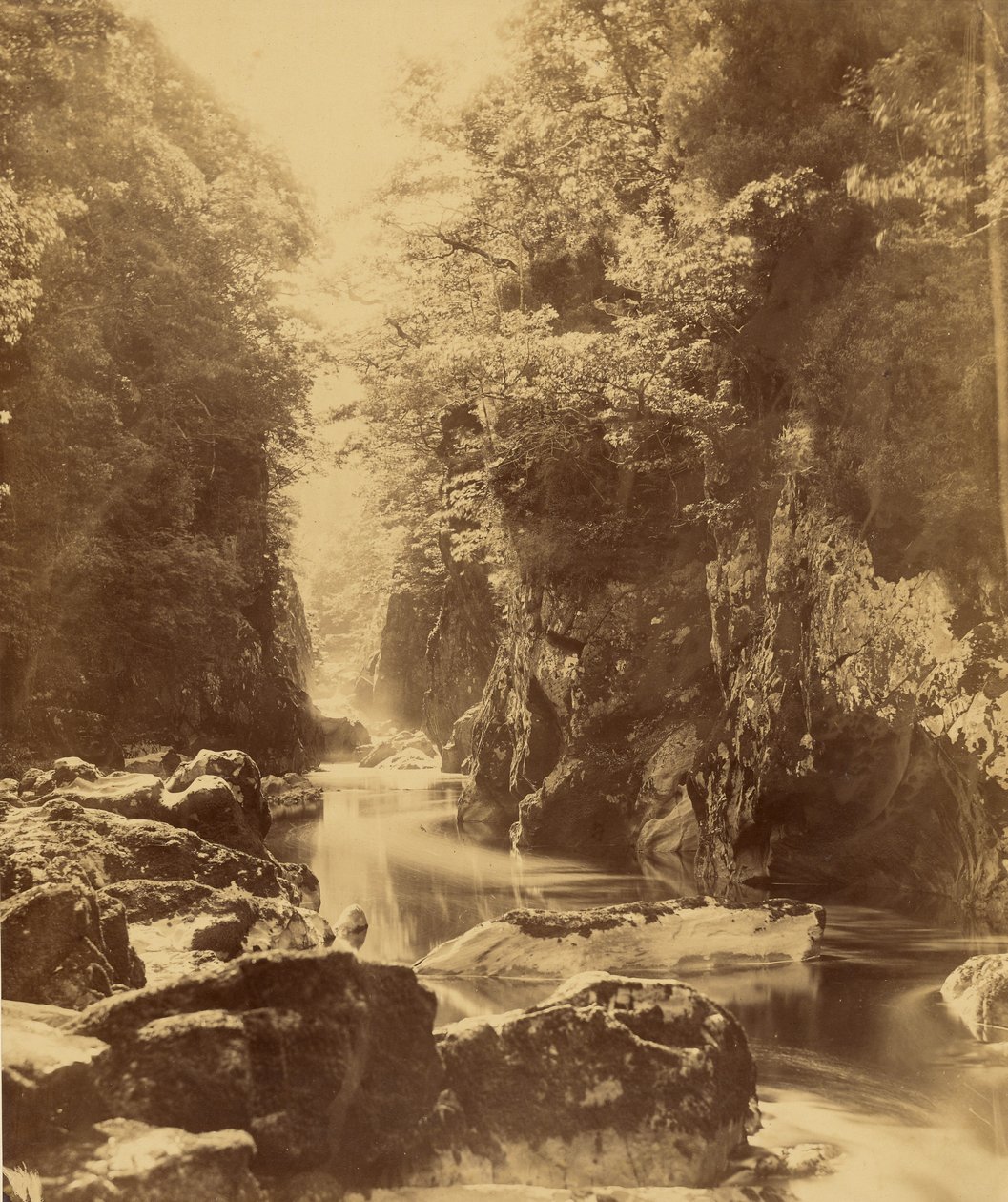 Foss Nevin, sur la Conway (Pays de Galles). - Roger Fenton