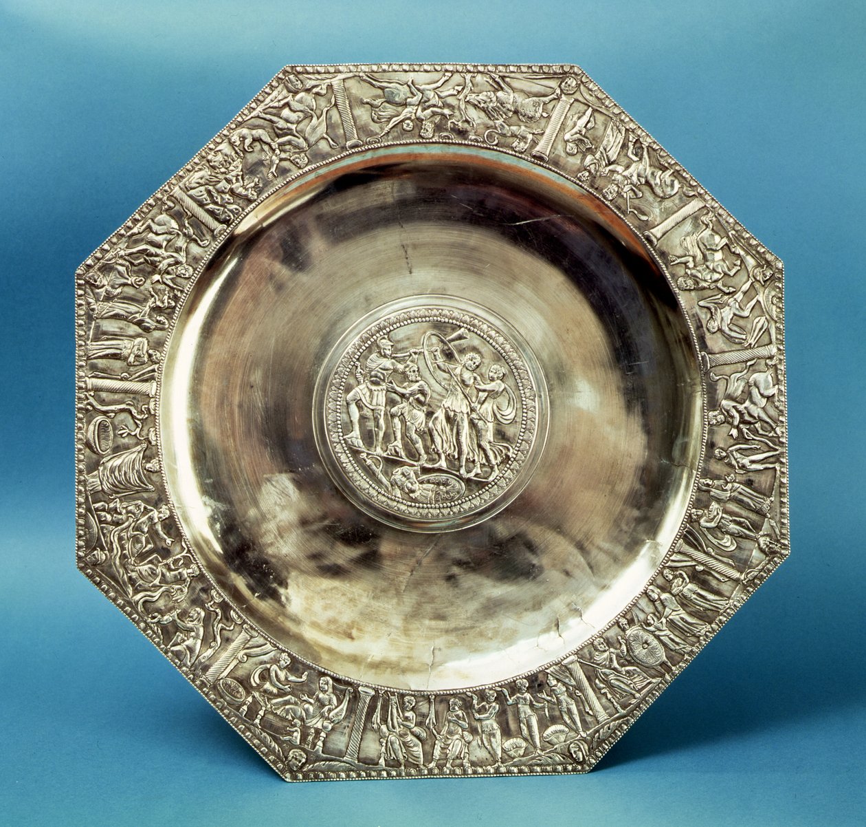 Plat octogonal de Kaiseraugst, romain - Roman