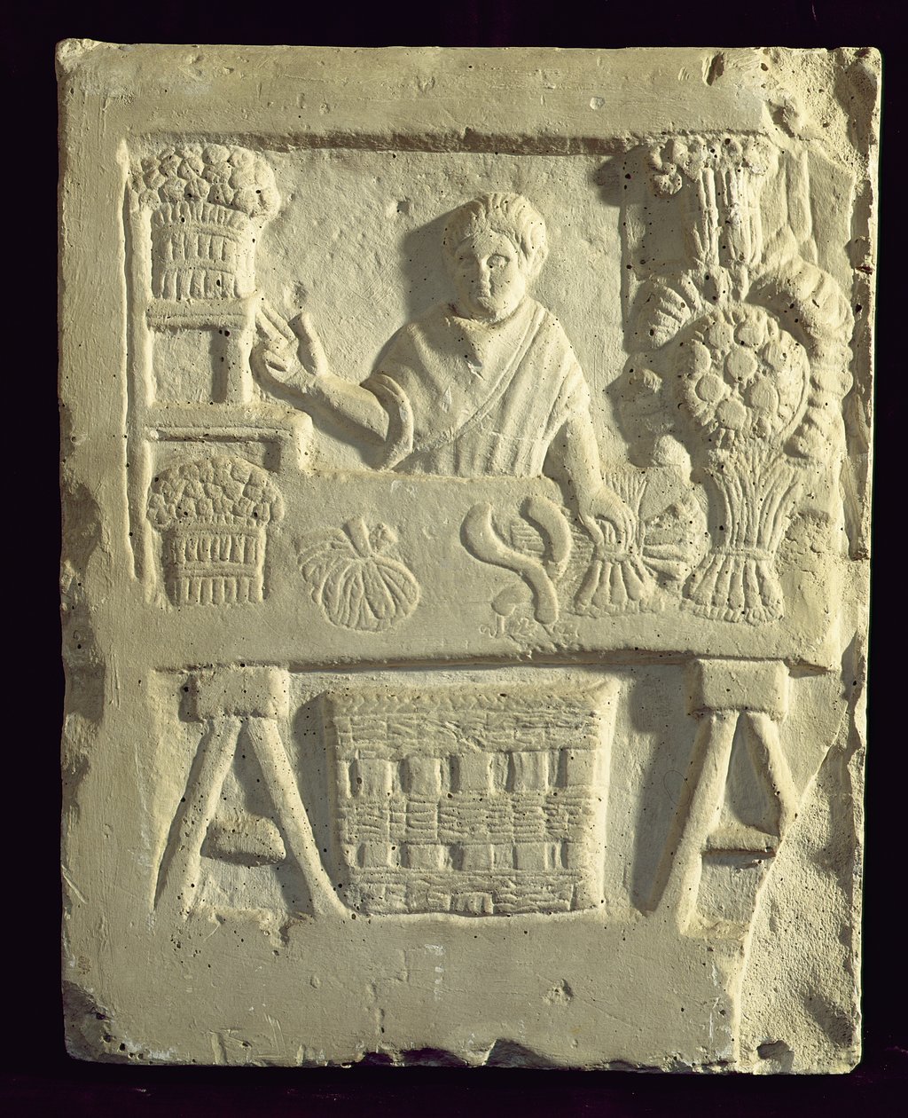 Relief représentant un vendeur de fleurs et de légumes - Roman
