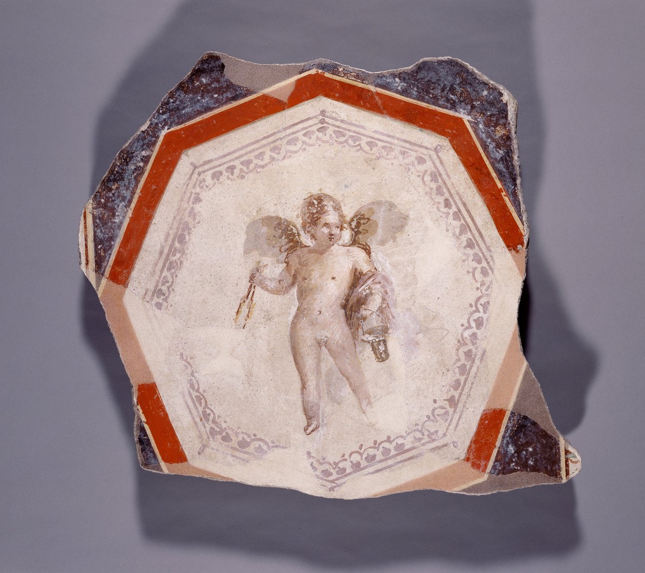 Fresque de Cupidon tenant deux bâtons et un seau - Roman