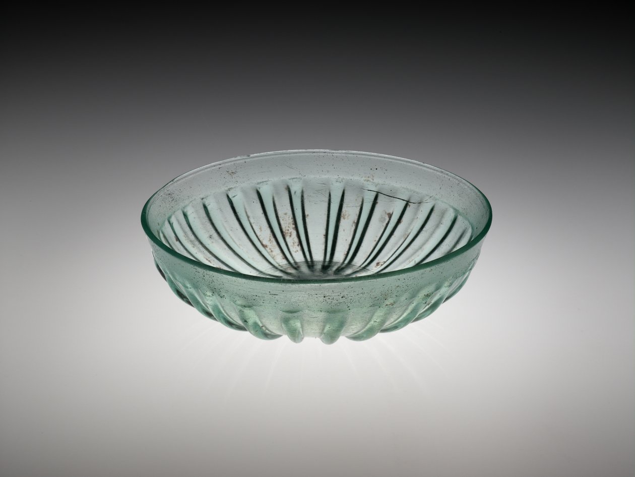 Bol en verre côtelé (100-200 après J.-C.) - Roman
