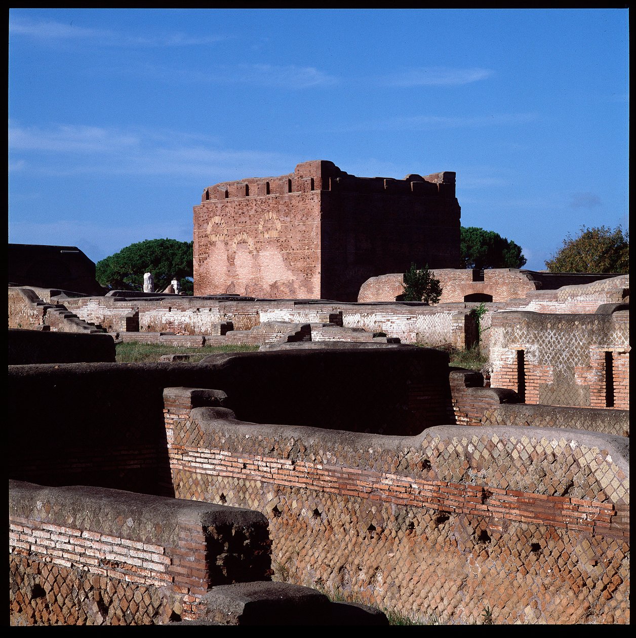 Art romain : vue des ruines du Capitole, site archéologique d