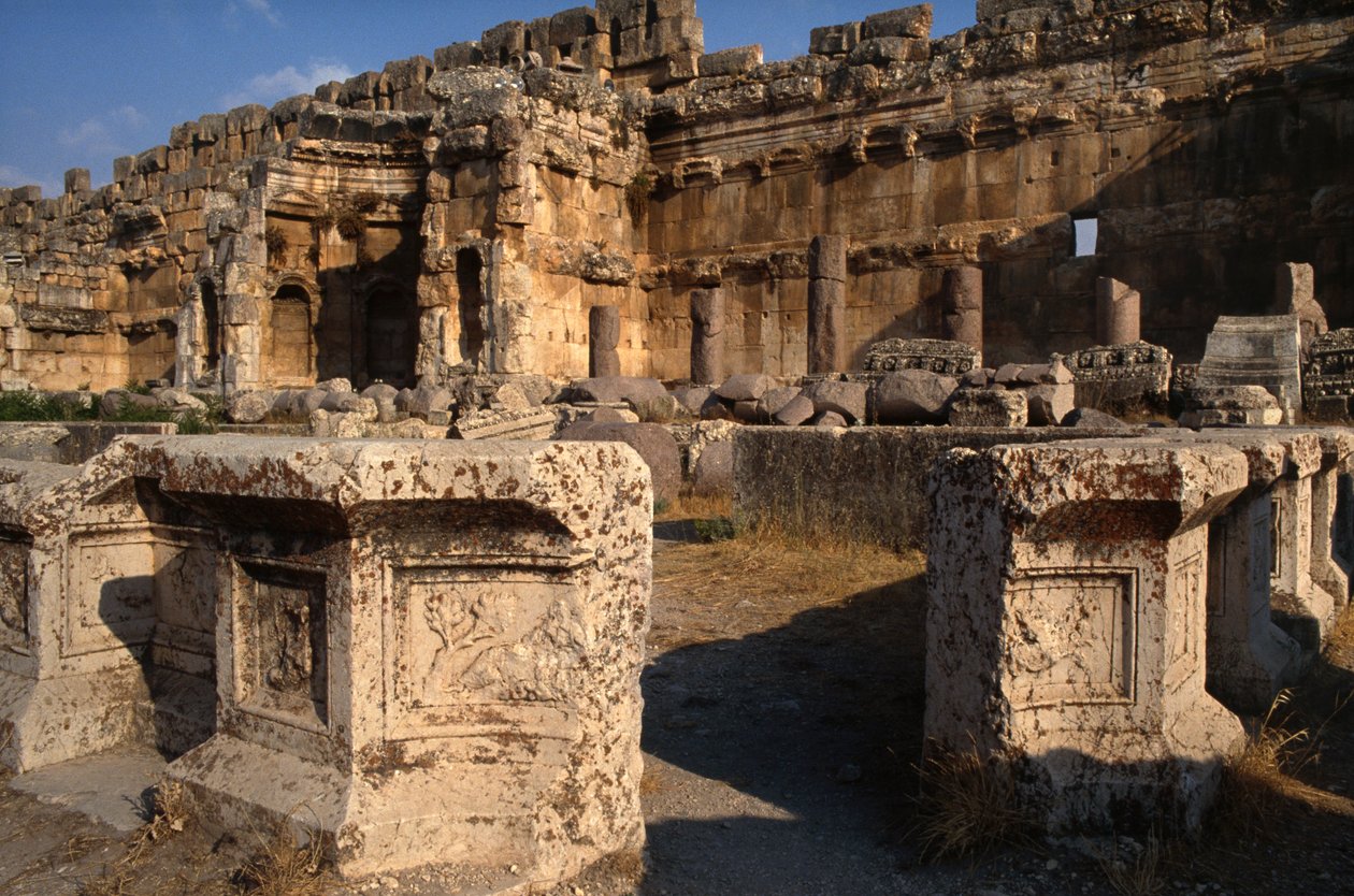 Sanctuaire de Jupiter Héliopolitain, La Grande Cour, Haute Période Impériale (27 av. J.-C.-395 apr. J.-C.) - Roman Imperial Period