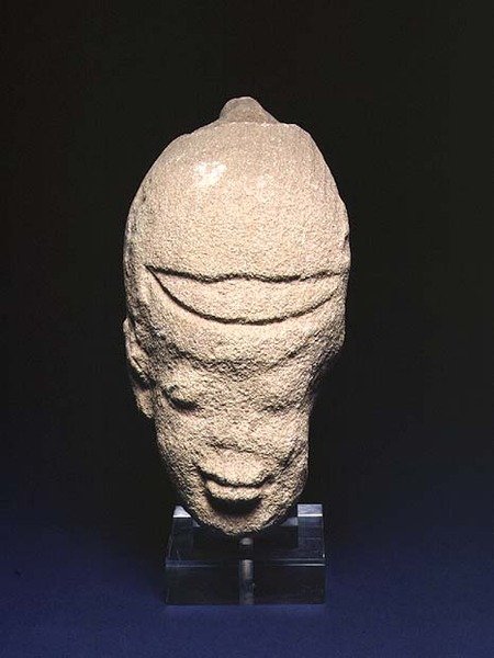 Tête casquée, d