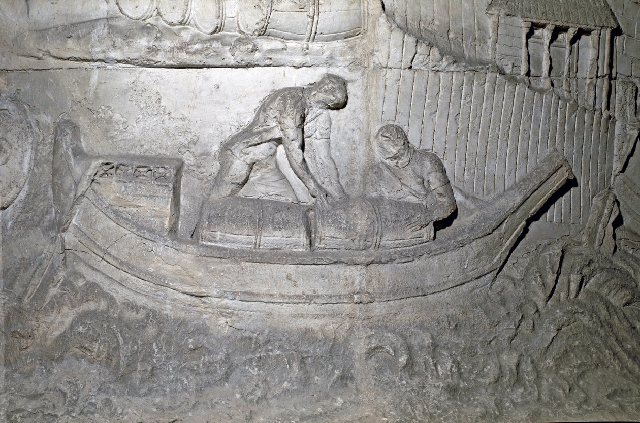 Art romain : « Bateau chargeant des provisions sur le Danube pendant la Première Guerre en Dacie » Moulage de 1862 reproduisant les bas-reliefs de la colonne de Trajan (colonne Trajane) (Colonna Traiana) à Rome construite sous le règne de l