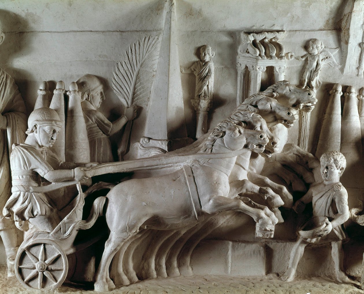Relief sculpté représentant un quadrige, char tiré par quatre chevaux. Musée des Antiquités Romaines, Rome - Roman Roman