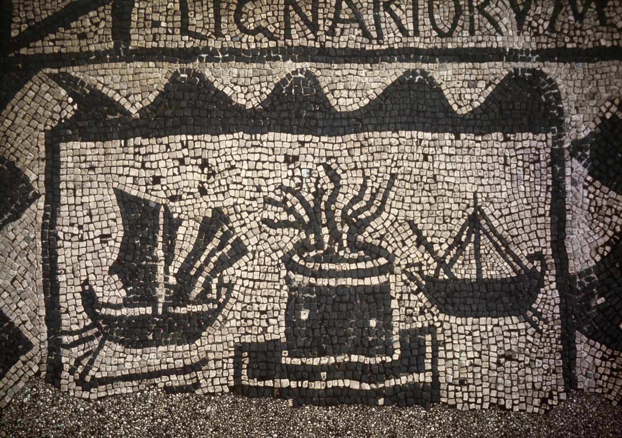 Marine marchande romaine et phare, ancienne Ostie, Piazza delle Corporazioni - Roman Roman