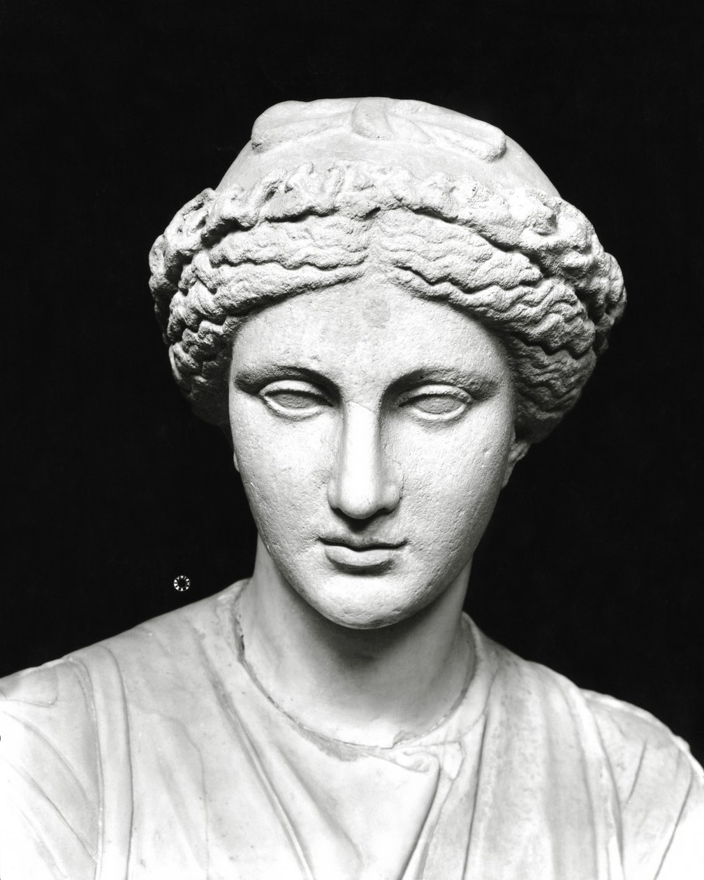 Statue de Clio tenant un parchemin, détail (tête) - Roman Roman