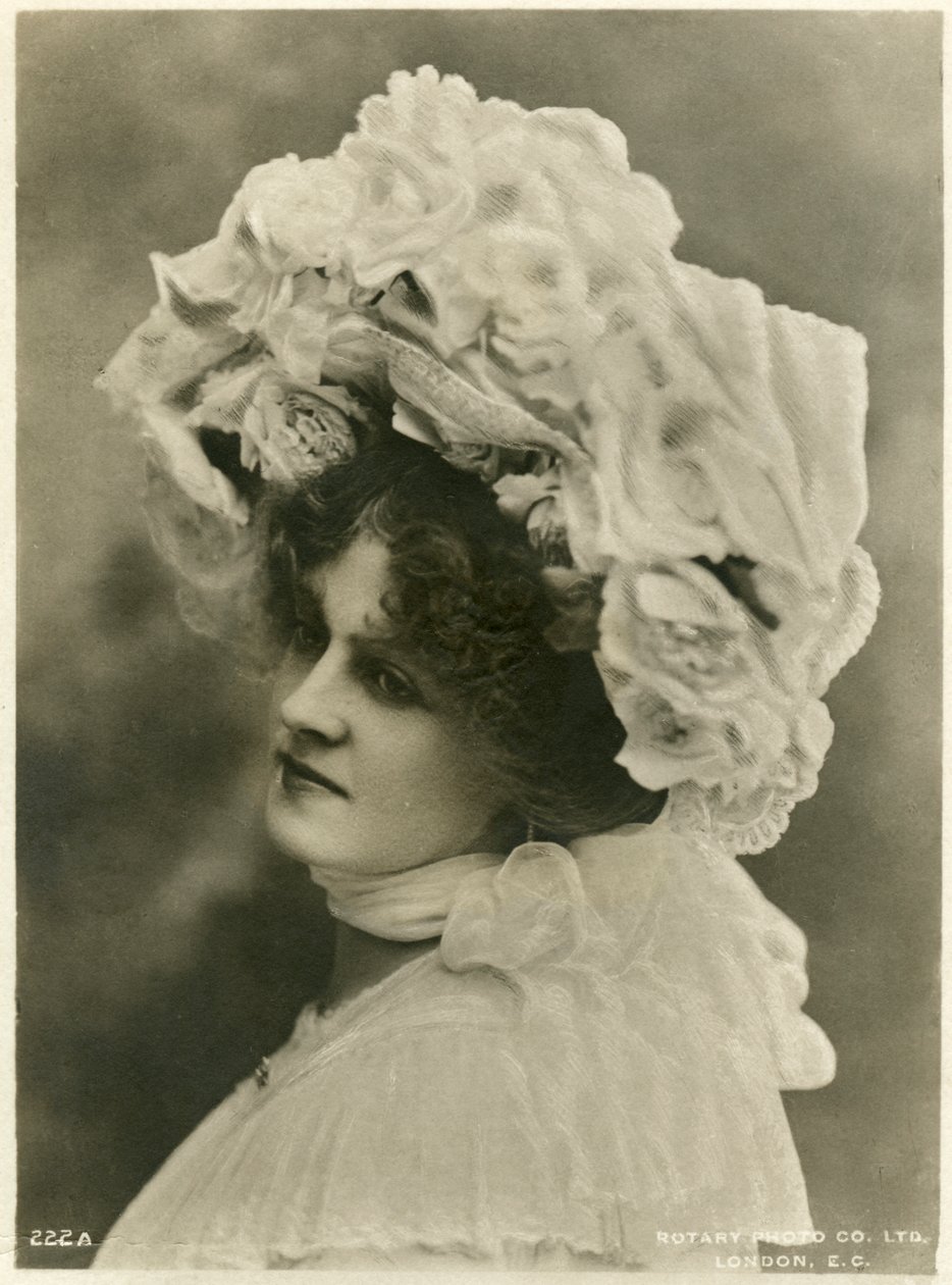 Marie Studholme, actrice britannique, vers 1900 - Rotary Photo