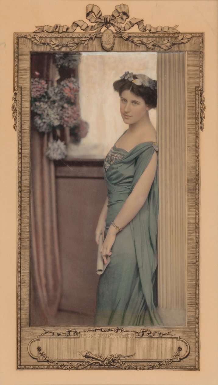 Femme en robe de soirée bleue - Rudolf Eickemeyer