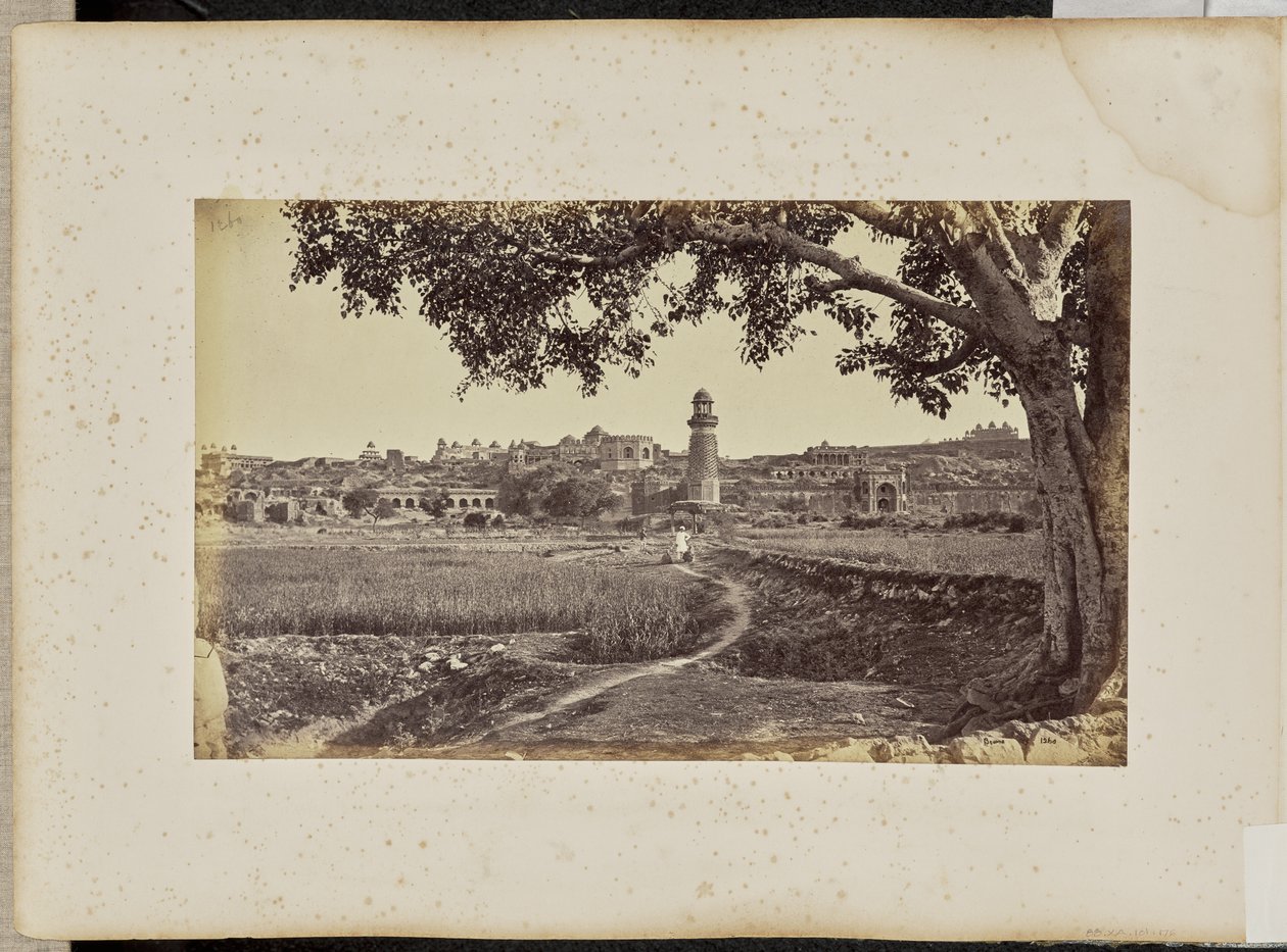 Fatehpur Sikri; vue générale des ruines (côté ouest), au pied de la colline - Samuel Bourne